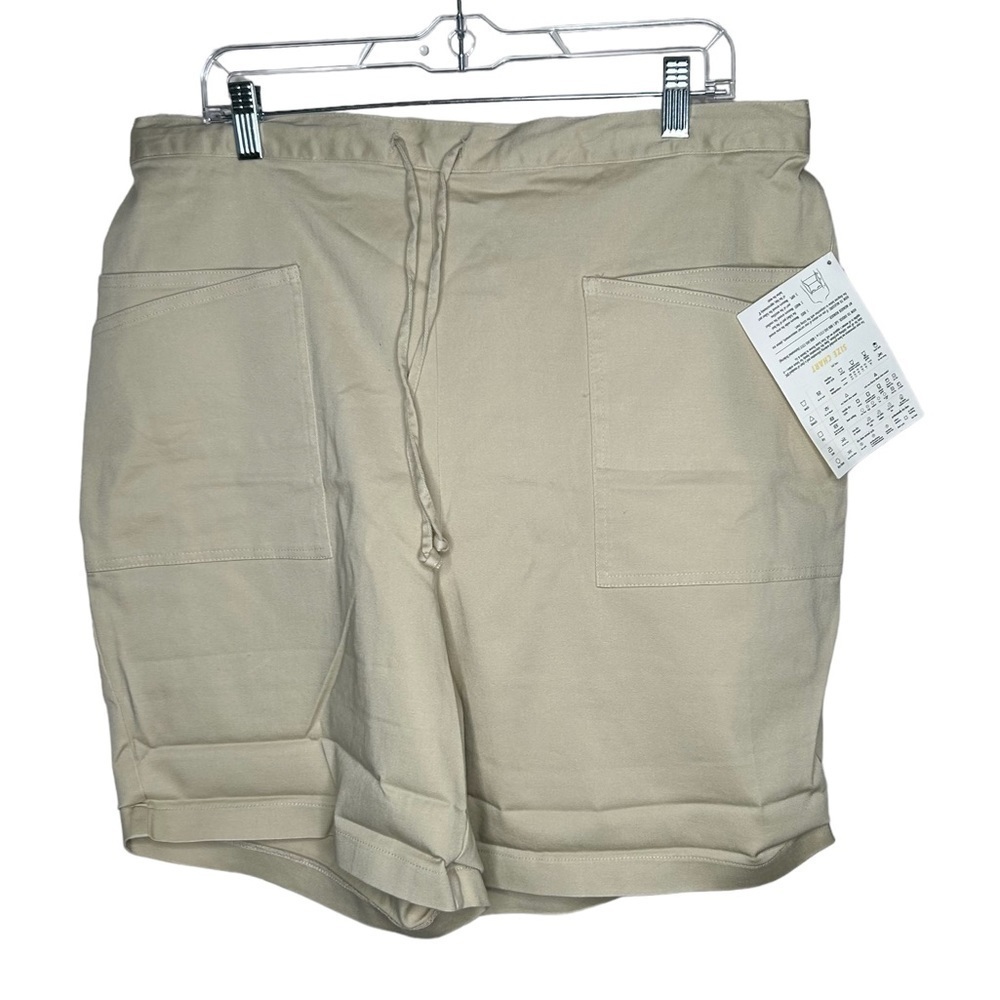 New Denim & Co Women’s Pull on On Tan Shorts Size 1X  BNWT